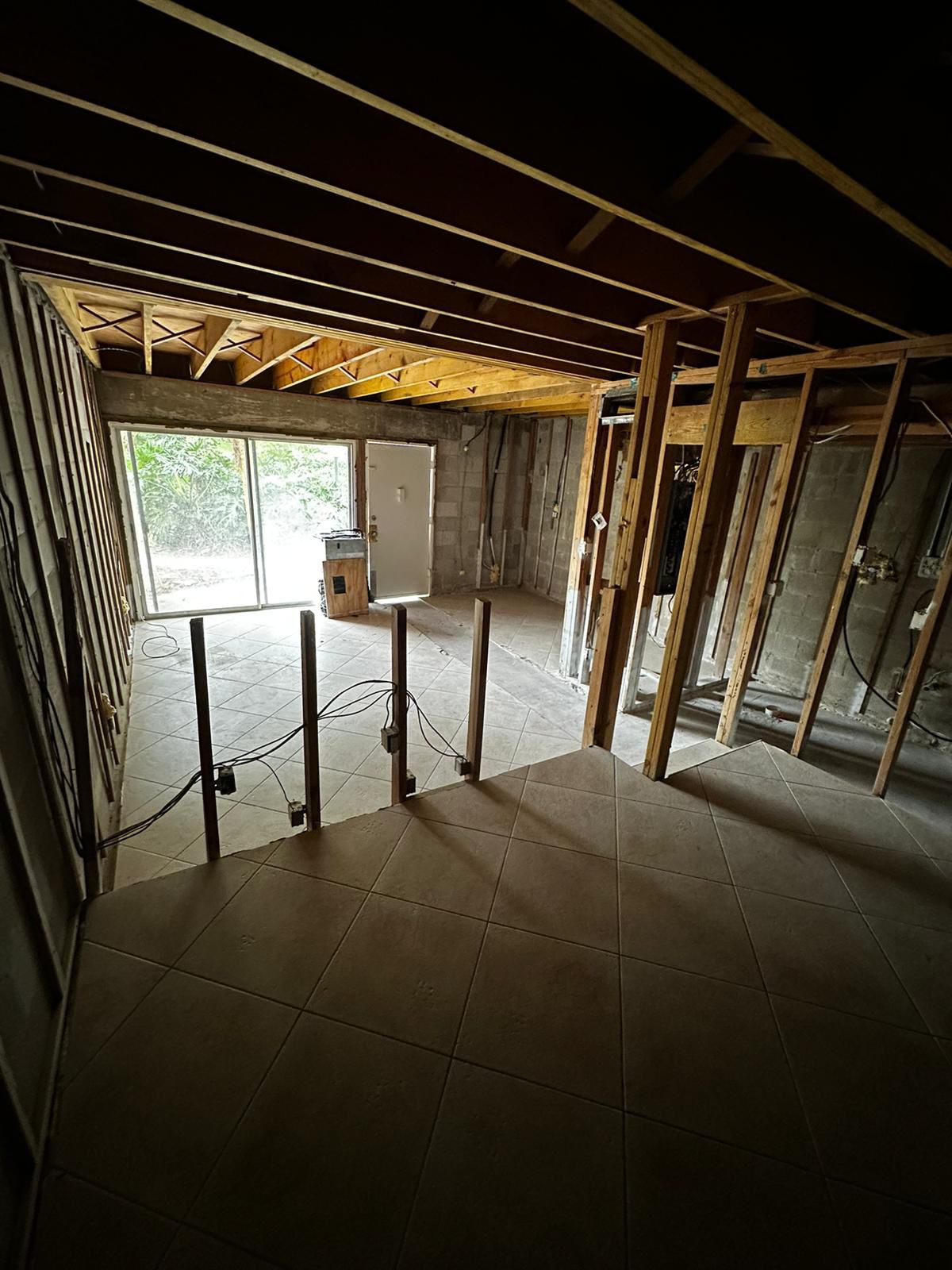 Wood Frame and Metal Frame - Thumbnail 19